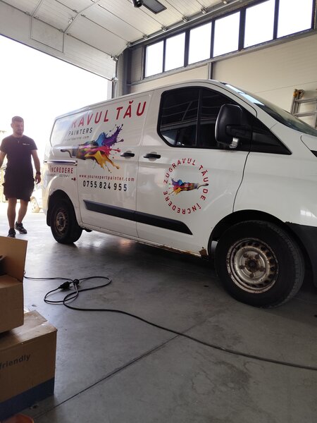 Zugrav profesionist, firma serioasa de constructii Expert Painters.